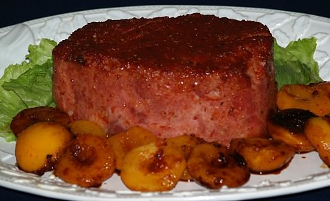 Barbeque Ham With Peaches