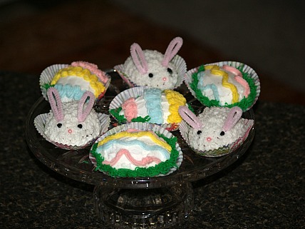 Surprise Cupcakes Baked in an Egg Shaped Pan