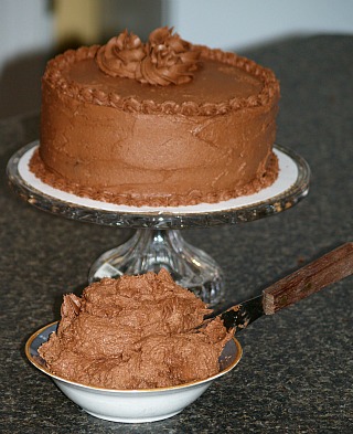 How to Make Chocolate Icing