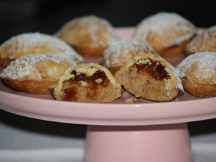 Cinnamon Madeleines with Apricot Filling