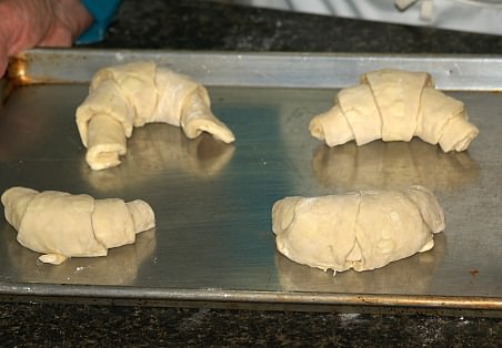 Set Croissants to Cool Rise