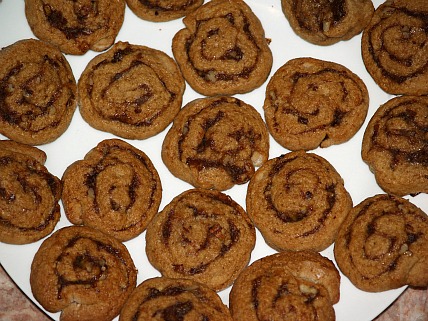 How to Make Date Pinwheel Cookies