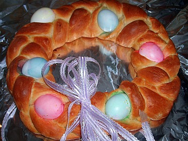 How to Make an Easter Bread Recipe