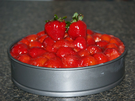 how to make easy strawberry cheesecake recipe