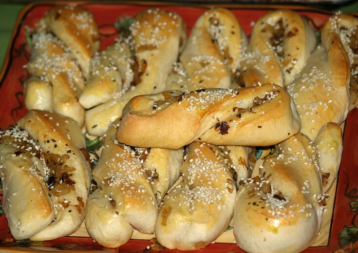 Sesame Onion Twists