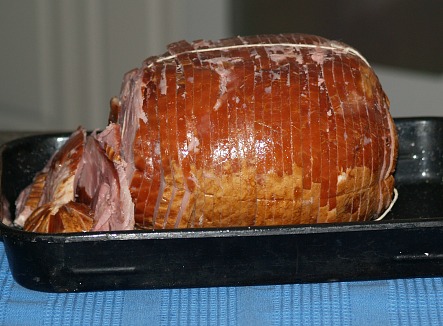 Glazed Ham with Peach Cherry Chutney