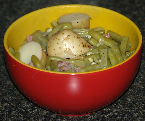 fresh green beans with potatoes