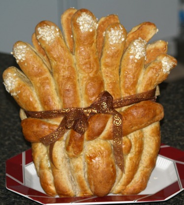 BREAD SHAPED AS A SHEAF OF WHEAT