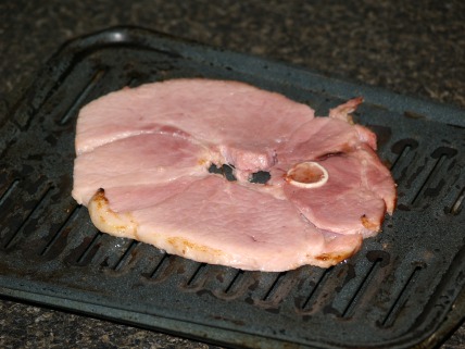 How to Cook a Ham Steak Broiled