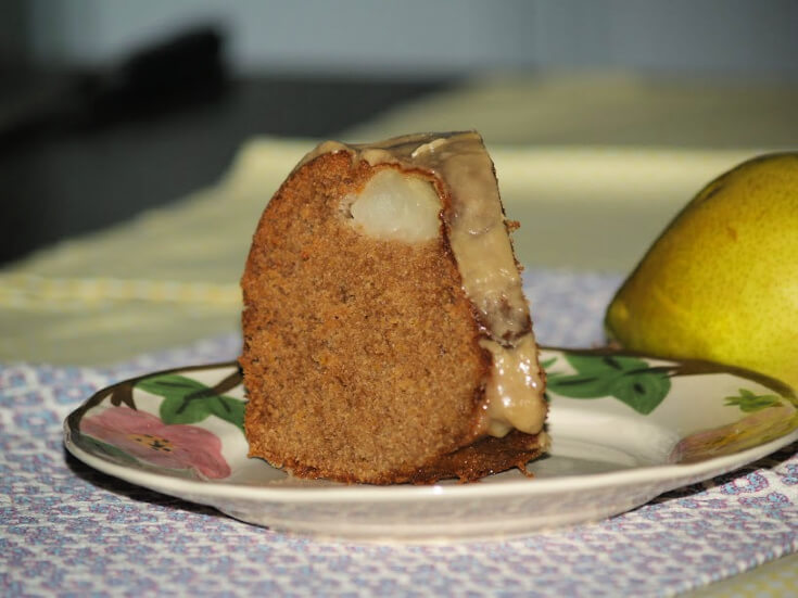 Fresh Pear Bundt Cake with Creamy Vanilla Glaze