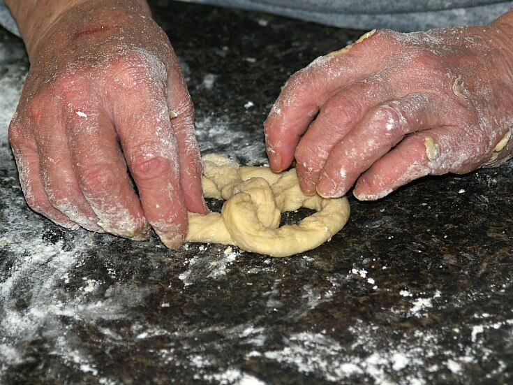 How to Make Pretzels