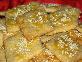 How to Make Savory Crackers