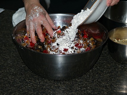 Dredging the fruit in flour