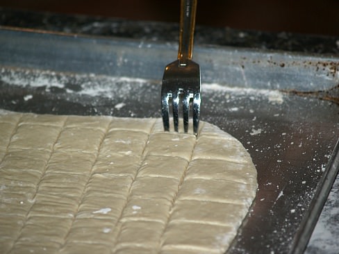 Preparing Unleavened Bread to Break Apart