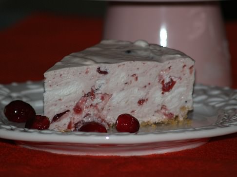 Marshmallow Cheesecake Recipe with Cranberry Sauce
