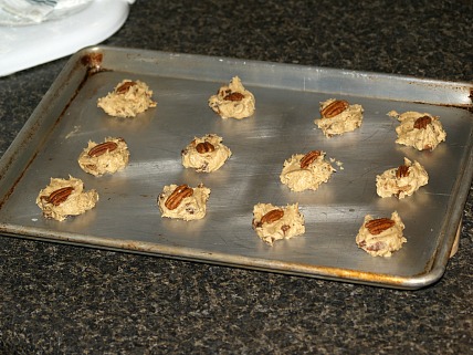 mincemeat pecan cookies ready for the oven