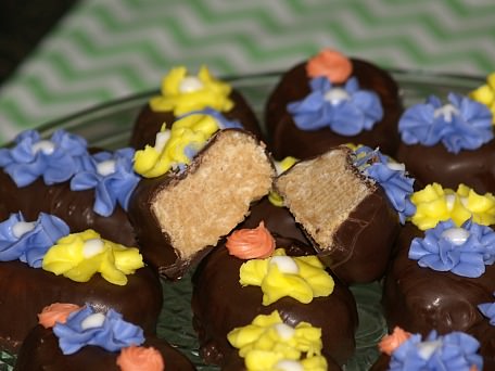 Peanut Butter Easter Egg with Marshmallow