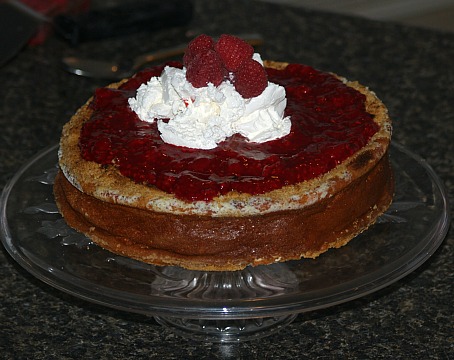 how to make cheesecake with a raspberry lemon sauce
