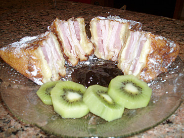 Monte Cristo Sandwich