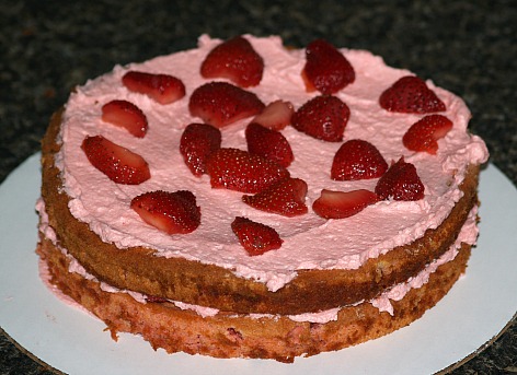 strawberry layer cake