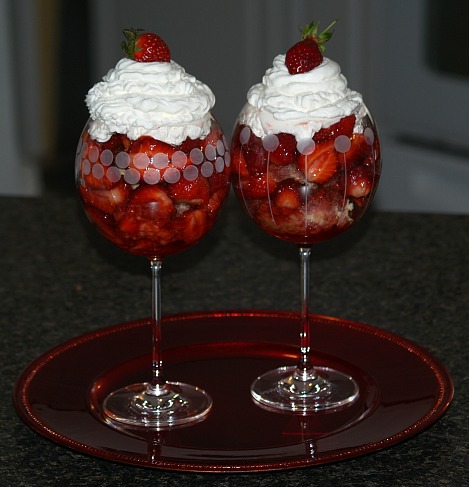 strawberry shortcake made with sponge cake