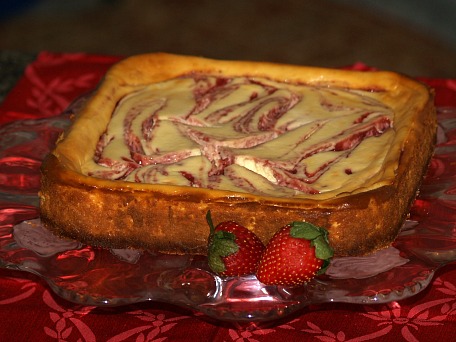how to make strawberry swirl cheesecake recipe