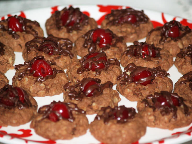 thumbprint-cookie-recipes-chocolate-thumbprint-cookies-january-2024
