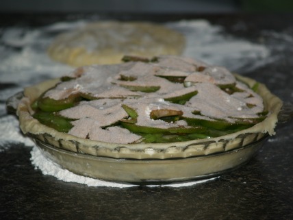 Filling a Green Tomato Pie