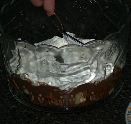 Place Whipped Cream Over Pudding