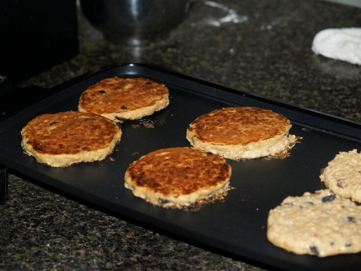 Old Fashioned Oatmeal Pancakes