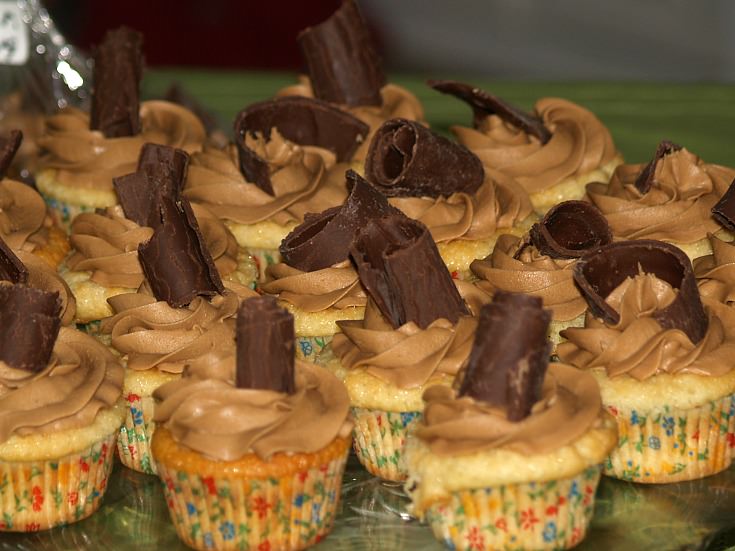 Caramel Cupcakes with a Chocolate Caramel Frosting