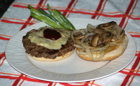 Cheeseburger with Mushrooms and Brie Cheese