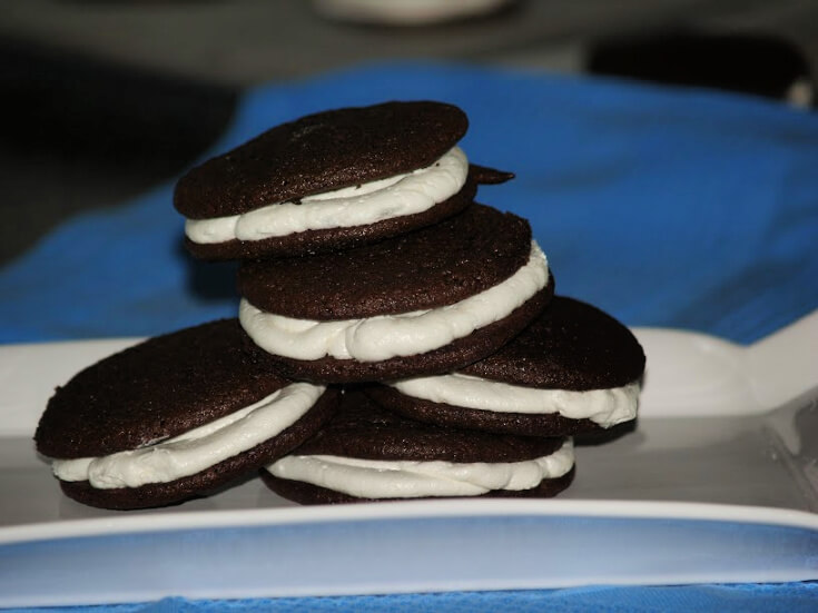 How to Make Whoopie Pies that are Chocolate