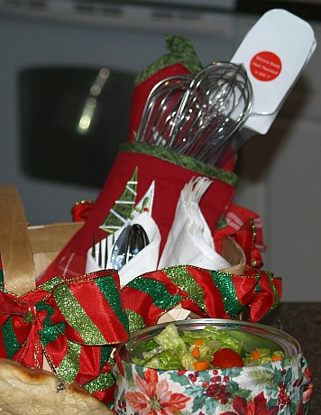 hot mitt with kitchen utensils for a gift