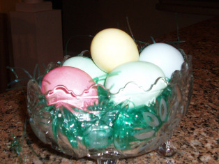 How to Make Easter Egg Dye