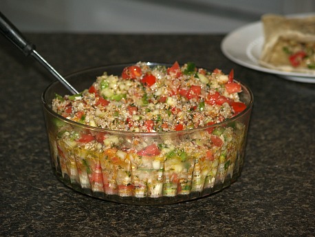 How to Make Tabouli Salad