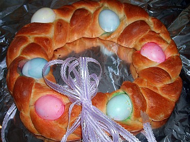 How to Make an Easter Bread Recipe