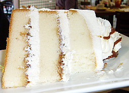 White Cake with Rum Filling