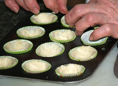 Shaping Pastry Shells for Tarts