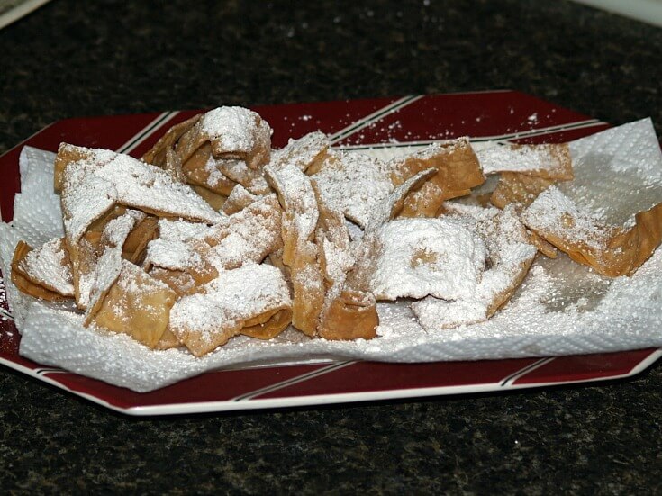 Simple Deep Fried Tortilla Pieces Sprinkled with Powdered Sugar
