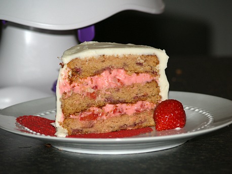 Strawberry Cake with a Strawberry Cream Filling