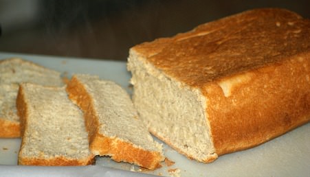 How to Make White Yeast Bread